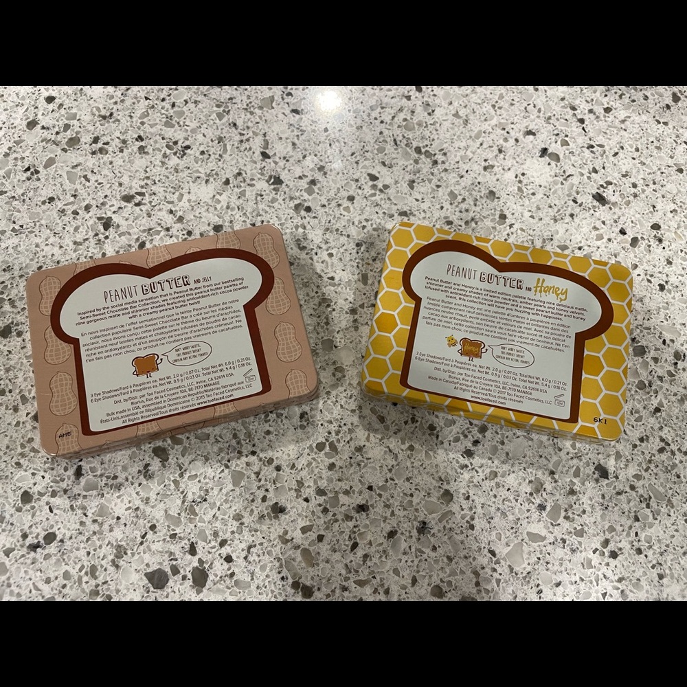 Too Faced Peanut Butter and Honey makeup palette - Picture 3 of 3